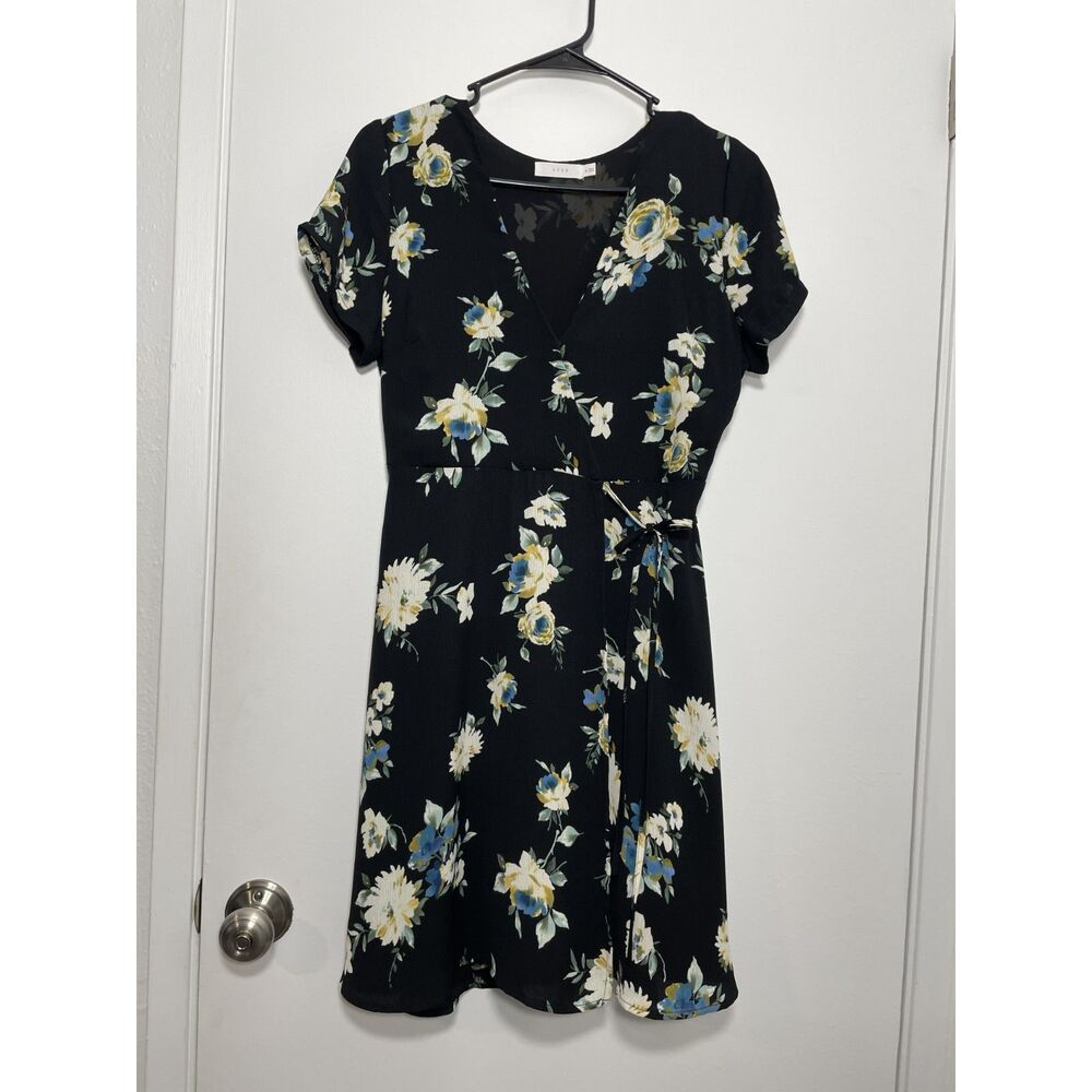 LUSH Black Floral V-neck Mini Wrap Dress M